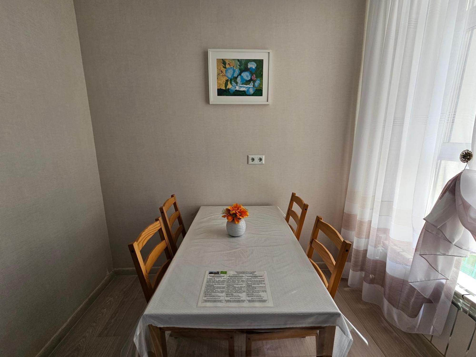 Ernaz Plus Apartments: Promenade Expo Астана Екстериор снимка