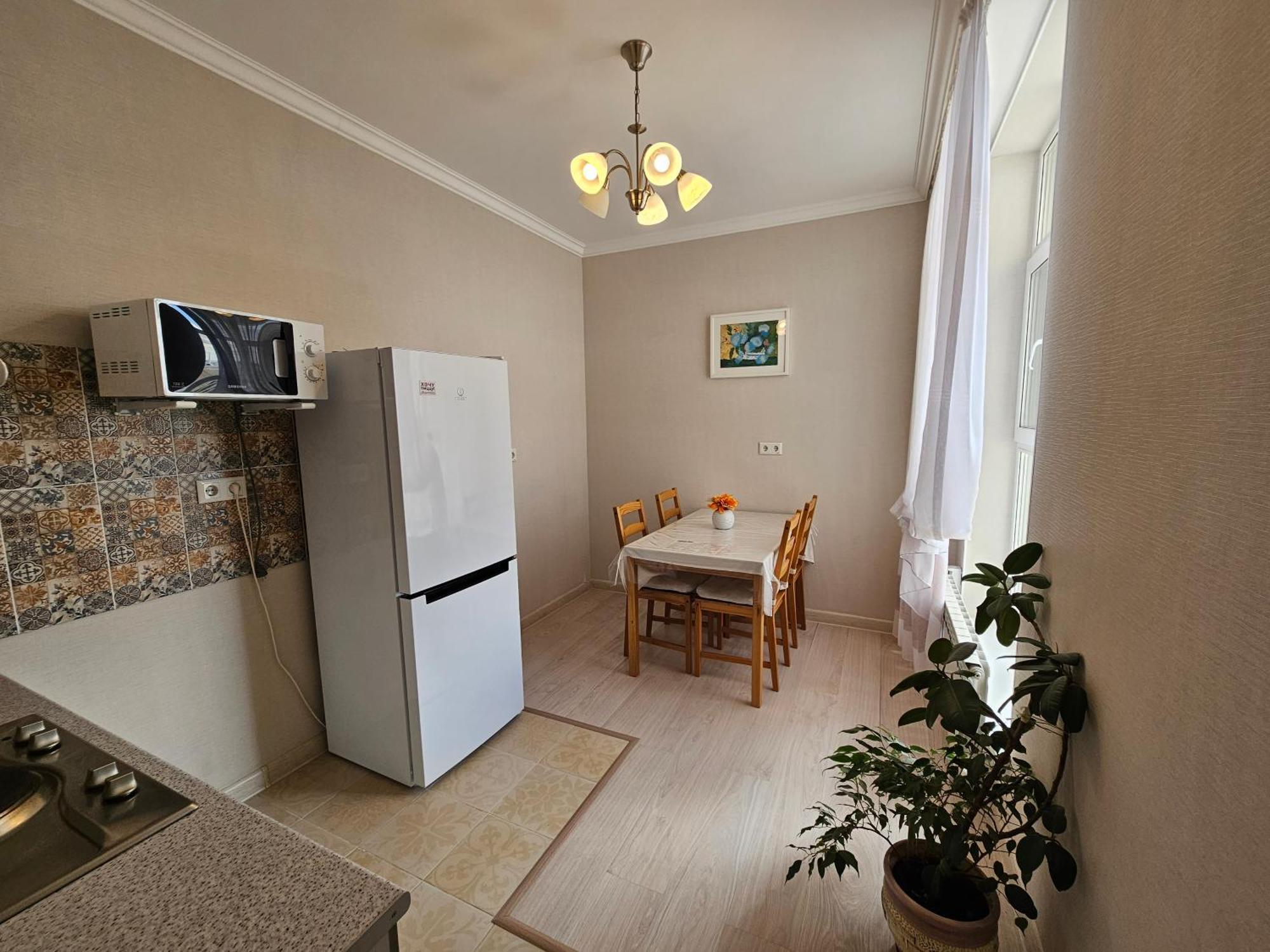 Ernaz Plus Apartments: Promenade Expo Астана Екстериор снимка