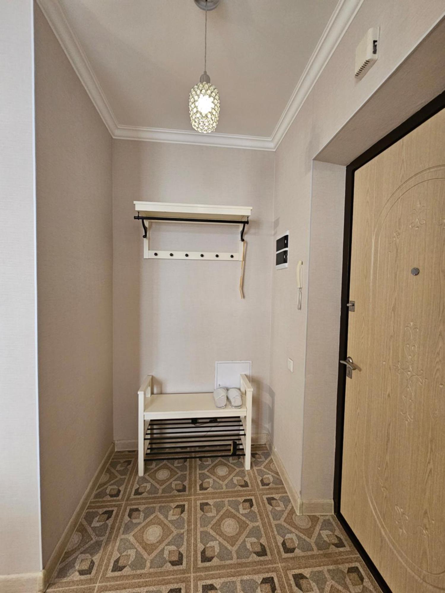 Ernaz Plus Apartments: Promenade Expo Астана Екстериор снимка